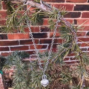 Juicy couture necklace